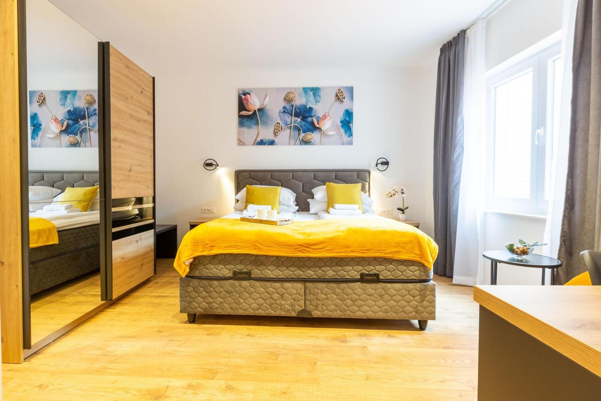 2M Exclusive Rooms Zadar Eksteriør billede